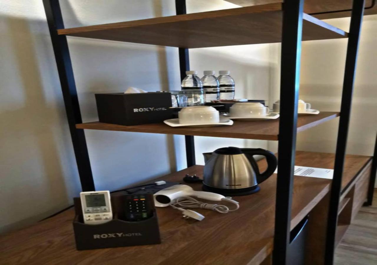 Roxy Hotel Padungan Кучинг Экстерьер фото
